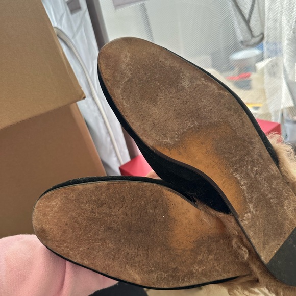 Size 42 Gucci loafers fur - Picture 3 of 3